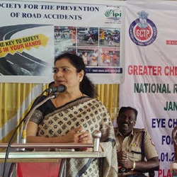 Free eye health check-ups