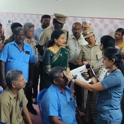 Free eye health check-ups